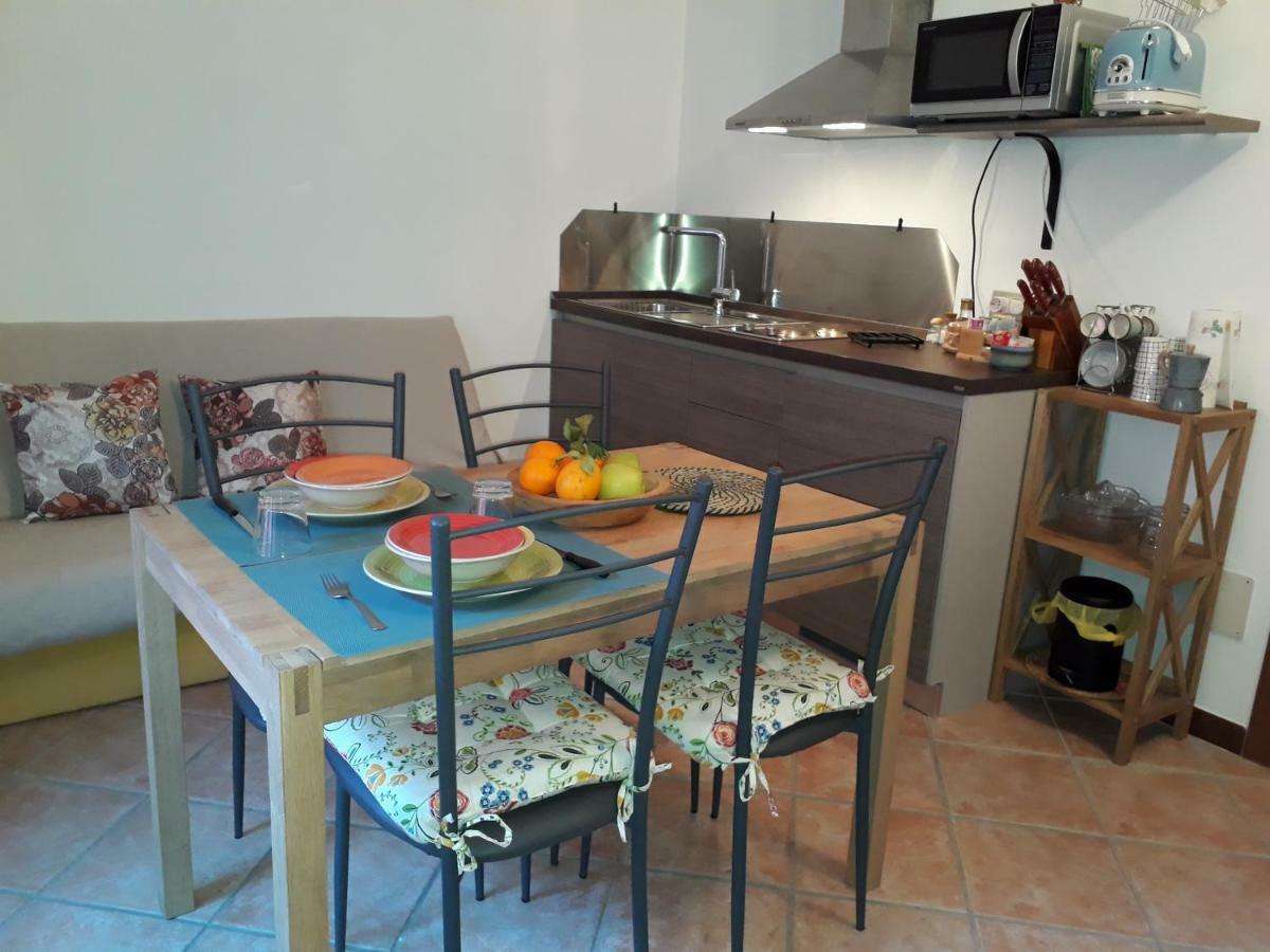 Ferienwohnung Le Quare Gravellona Toce Exterior foto